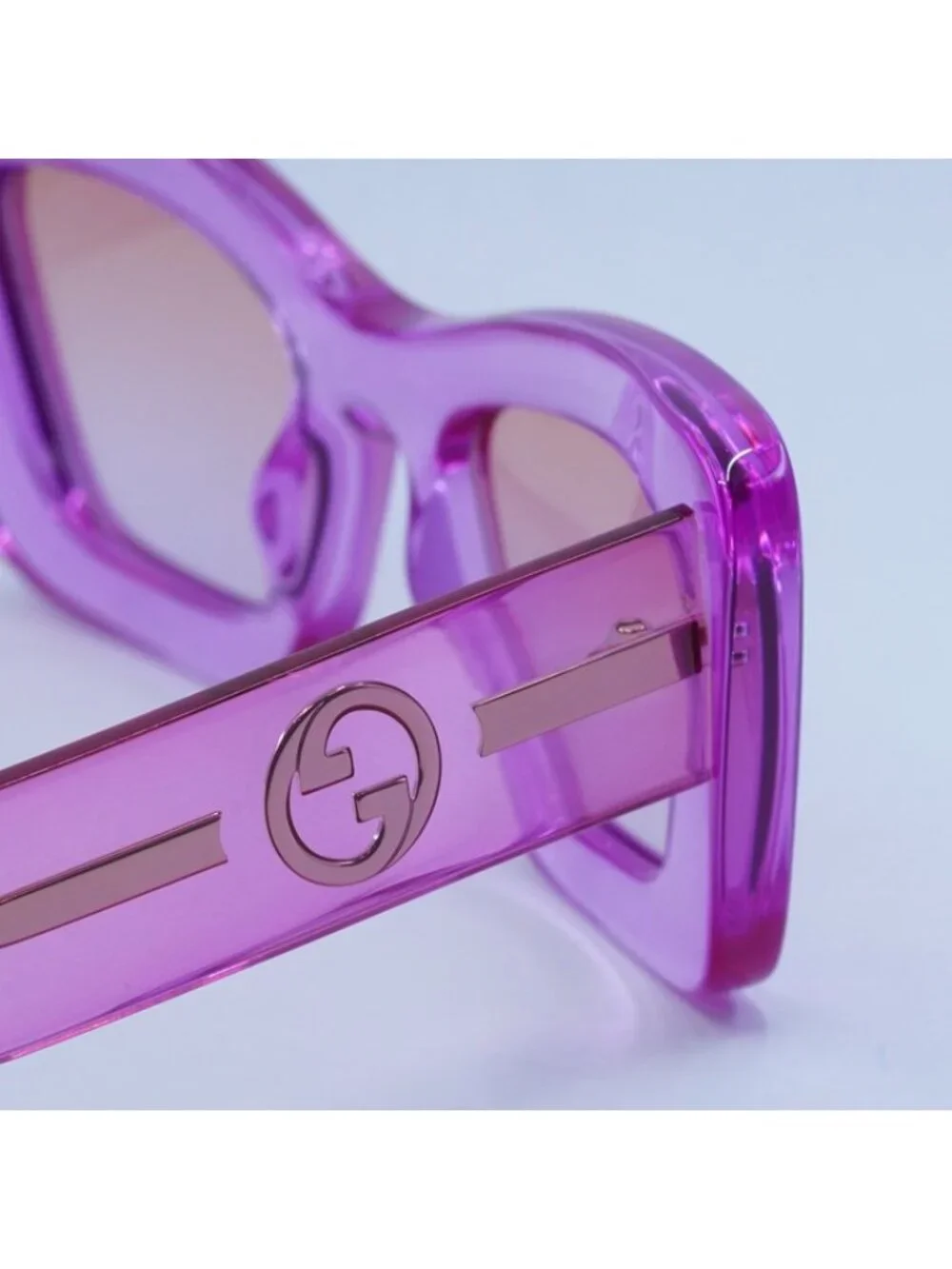 Gucci GG1552S 003 Women Sunglasses Magenta Frame, Orange to Violet Lenses
